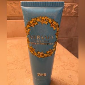 Versace Dylan Perfumed Body Gel